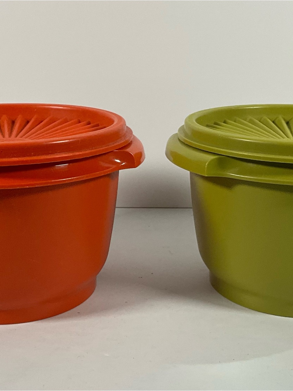 Tupperware Servalier Bowls Set Olive Green/Orange Set of 2 Harvest Colors